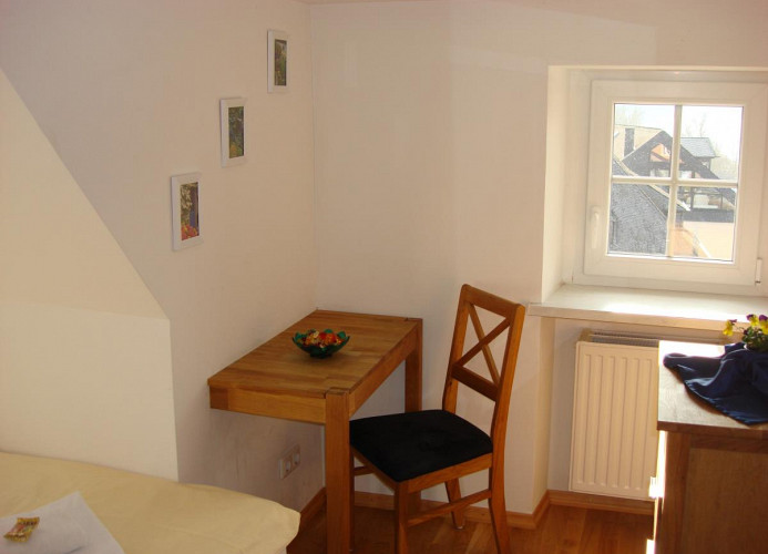 Ferienwohnung Rheinsteig im Ferienhaus Kleine Merle in Notenau 234, 56856 Zell