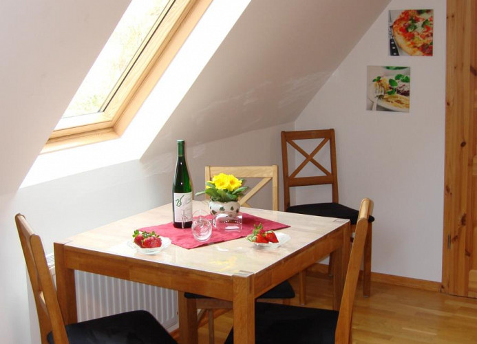 Ferienwohnung Rheinsteig im Ferienhaus Kleine Merle in Notenau 234, 56856 Zell